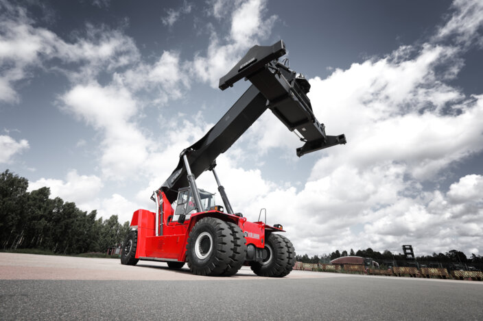 Kalmar Essential Reachstacker