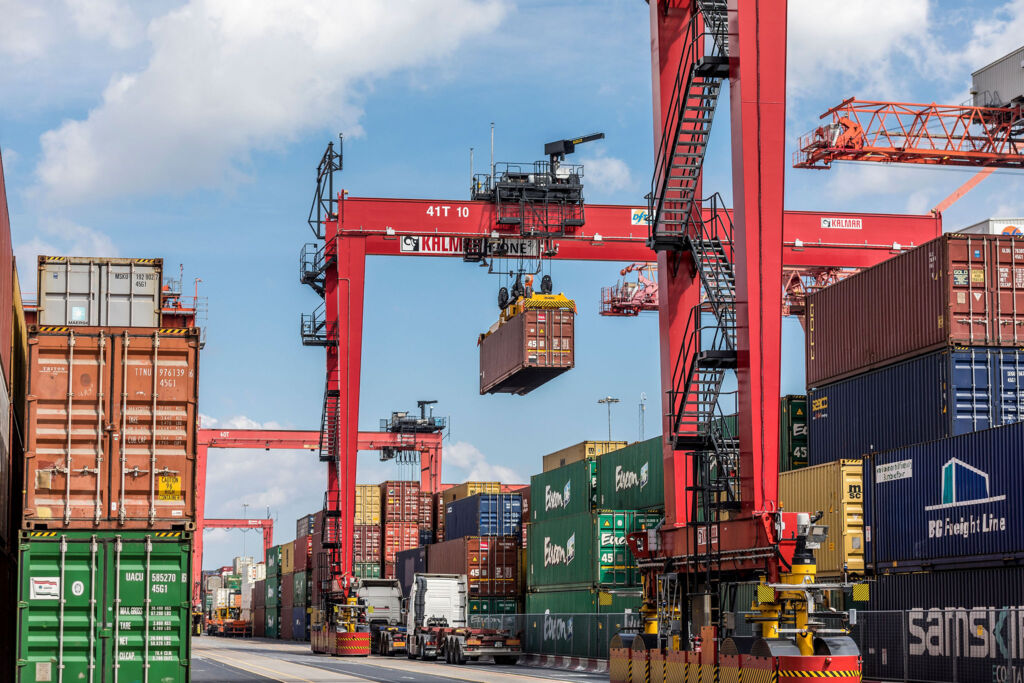 Kalmar AutoRTGs at Dublin Ferryport Terminals