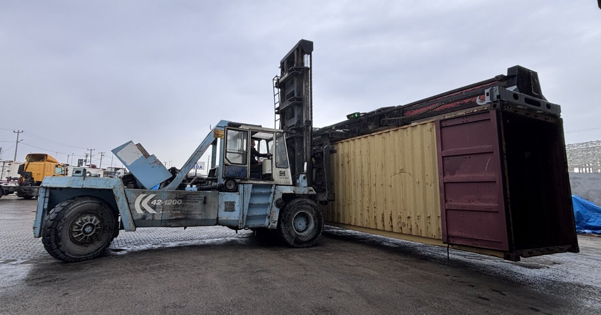A 1987 Kalmar forklift at ARDA refusing to retire -  "We call it Genç İhtiyar- the young old man”